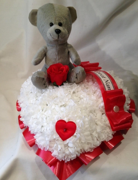 1800 Red Heart Teddy Bear Tribute 2