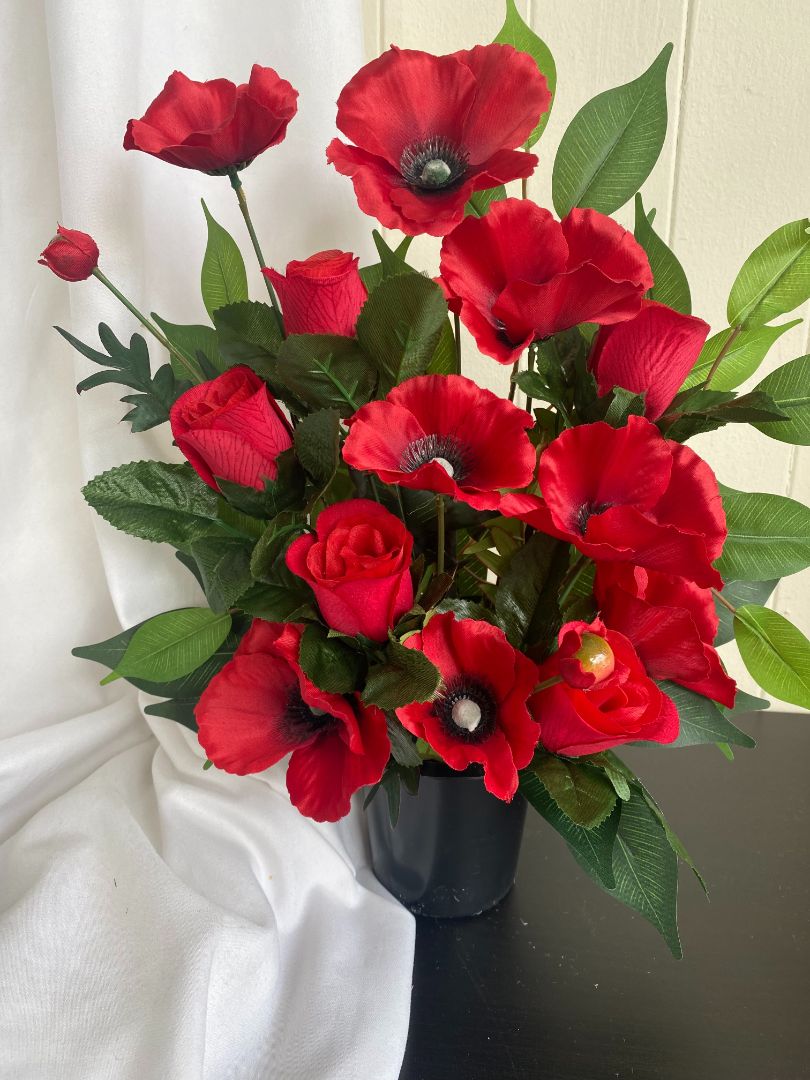 Poppy Fb 2