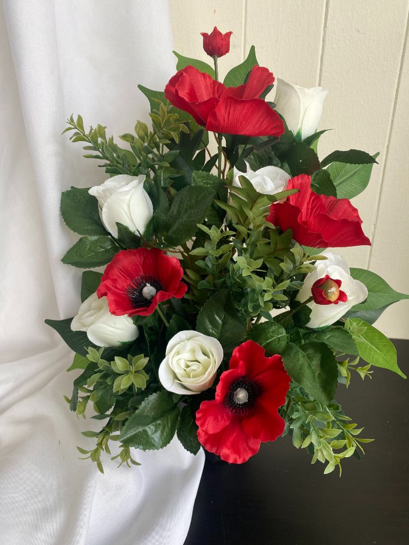 Poppy Fb White 2