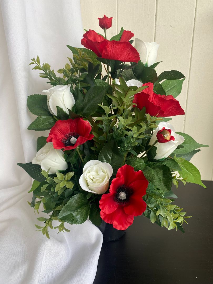 Poppy Fb White