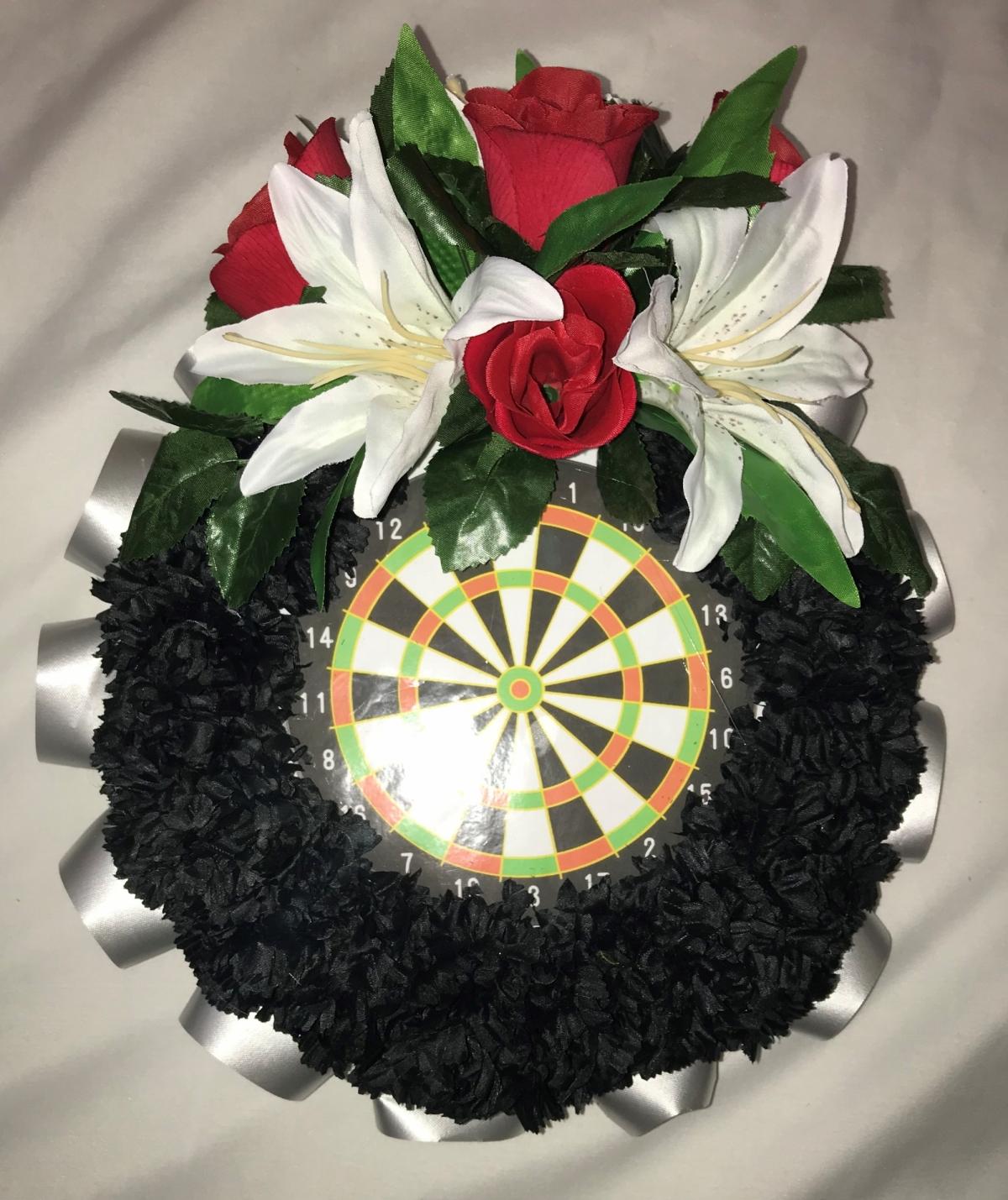 5800 Dartboard Posy Pad Funeral Tribute 3