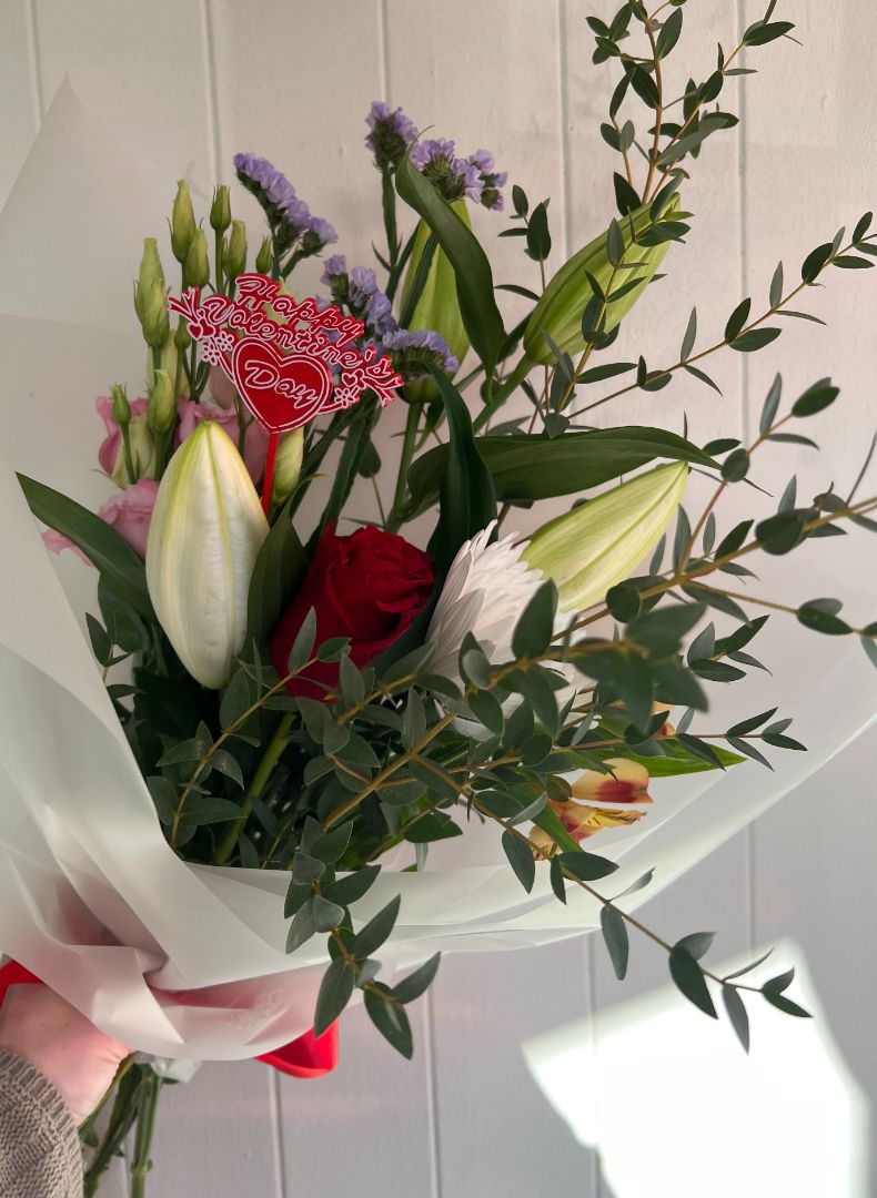 Valentines Wrap Mix Bouquet 15 2